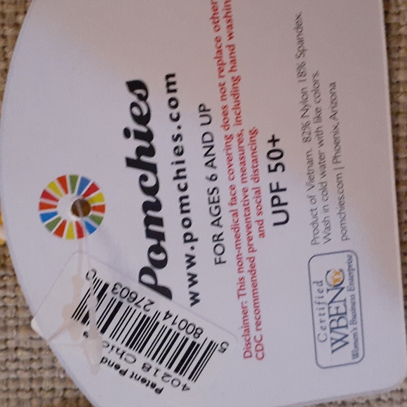 Pomchies Pom Masks, Set of Two - Picture 3 of 3